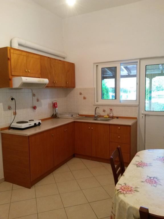 Drakopanagiotaki Rooms Agios Andreas  Phòng bức ảnh